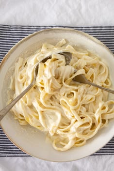 Family-Style Fettuccini Alfredo